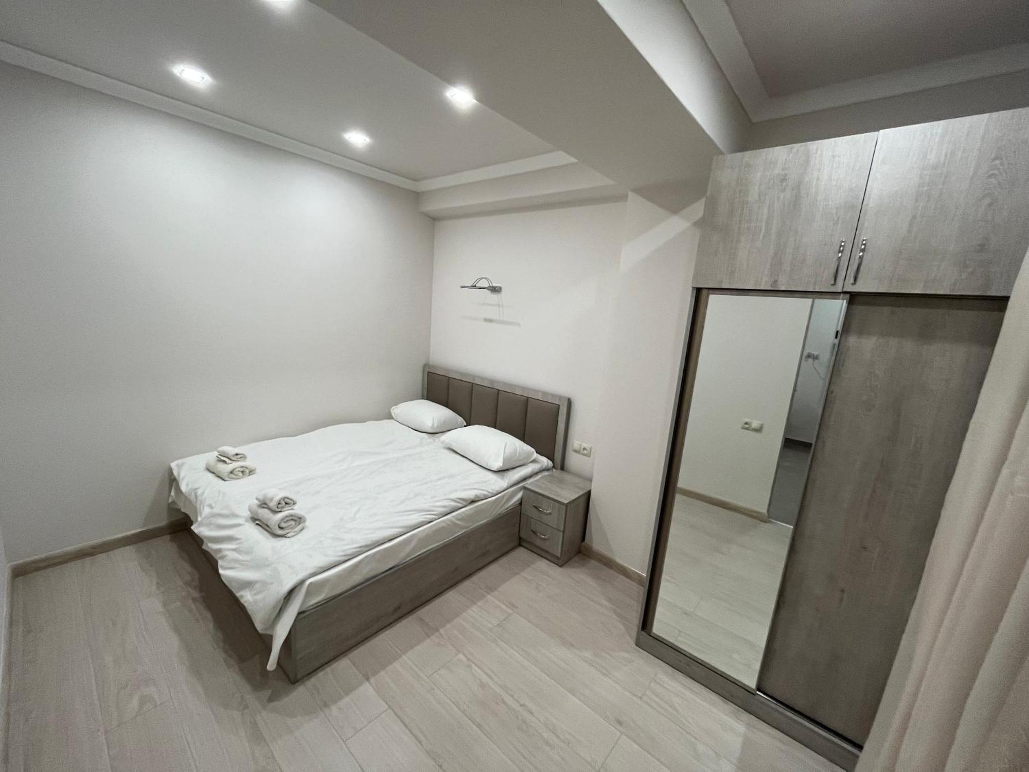 City Centre Apartment On Sakharov Square Erywań Zewnętrze zdjęcie